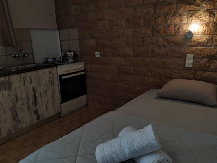 Lions 2 Studios & Apartments, Poros Island. Poros Town Ngoại thất bức ảnh
