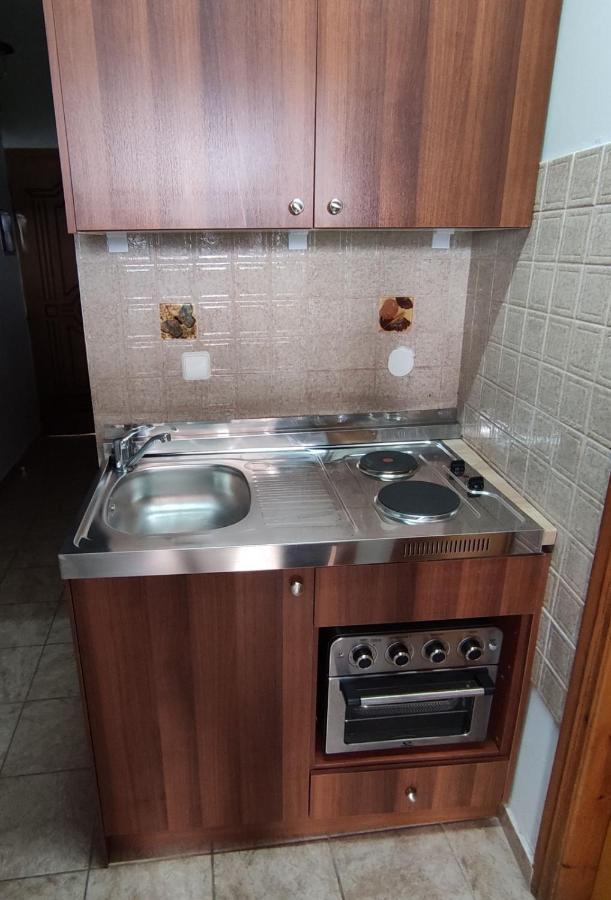 Lions 2 Studios & Apartments, Poros Island. Poros Town Ngoại thất bức ảnh