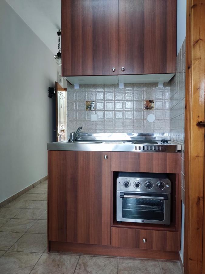 Lions 2 Studios & Apartments, Poros Island. Poros Town Ngoại thất bức ảnh