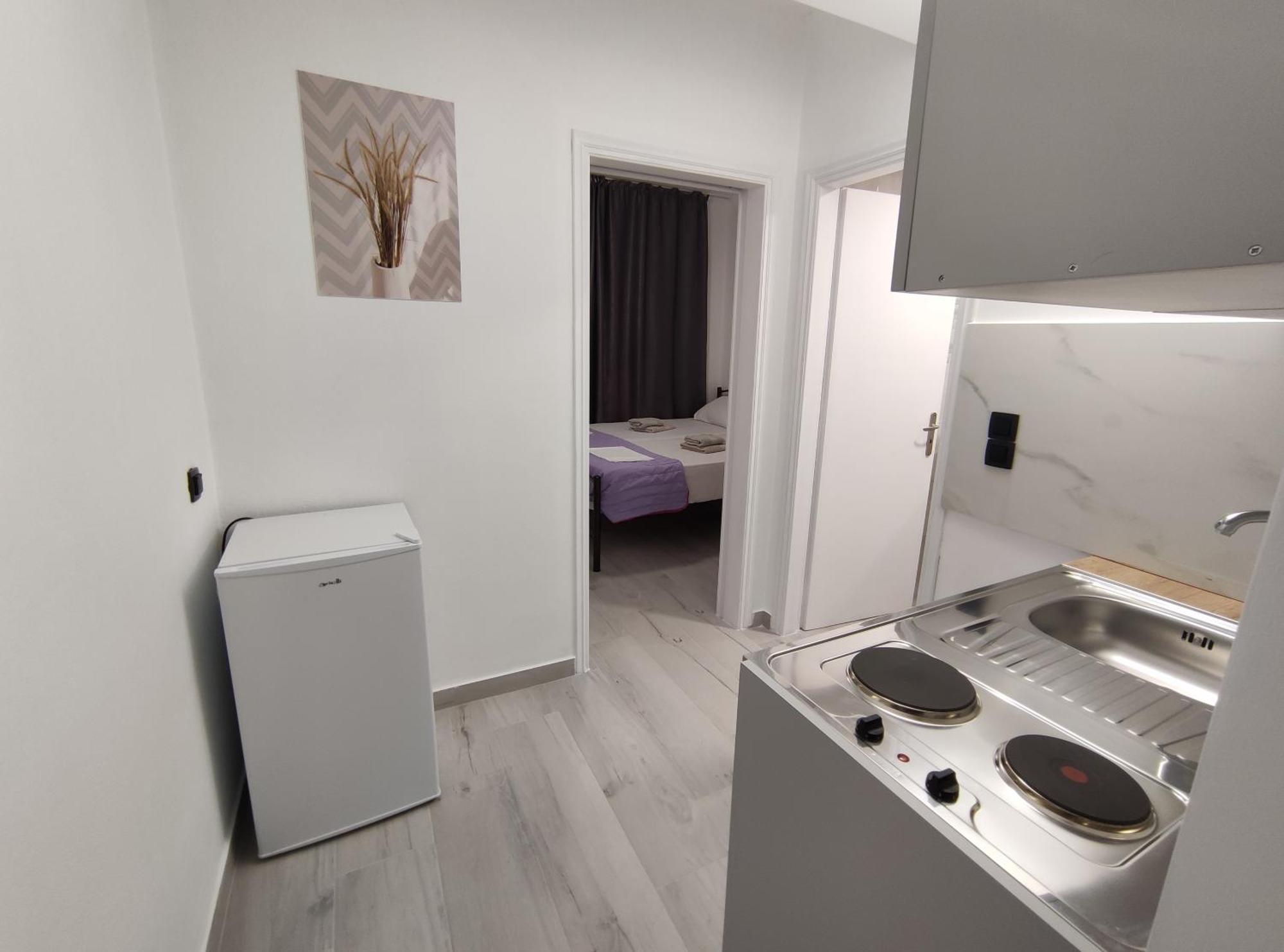 Lions 2 Studios & Apartments, Poros Island. Poros Town Ngoại thất bức ảnh