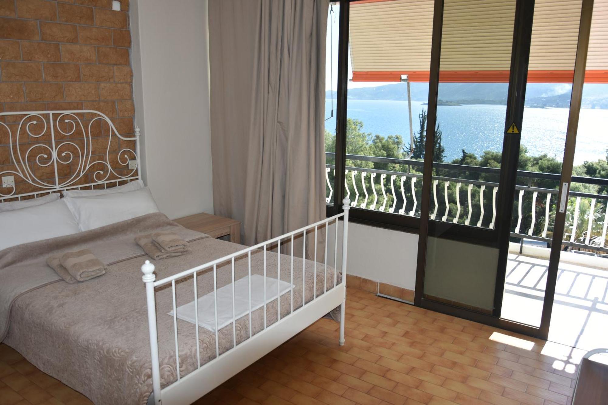 Lions 2 Studios & Apartments, Poros Island. Poros Town Ngoại thất bức ảnh