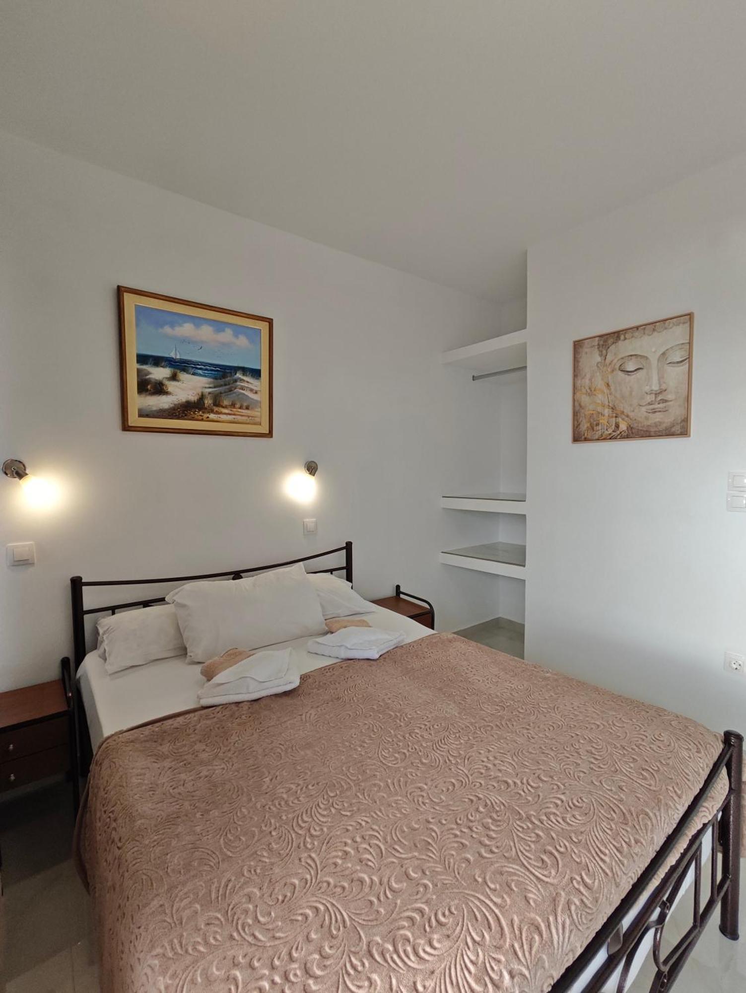 Lions 2 Studios & Apartments, Poros Island. Poros Town Ngoại thất bức ảnh