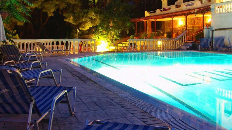 Lions 2 Studios & Apartments, Poros Island. Poros Town Ngoại thất bức ảnh